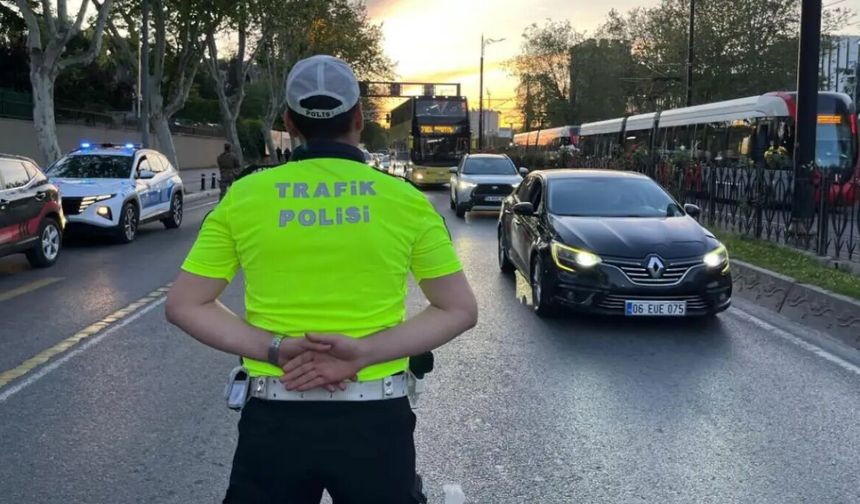 İstanbul’da huzur operasyonlarında 1018 şüpheli yakalandı