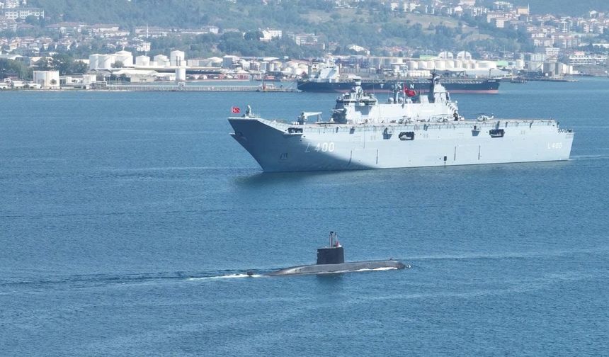 Mavi Vatan’ın Çelik Muhafızlarından Gölcük’e Teknofest Selamı
