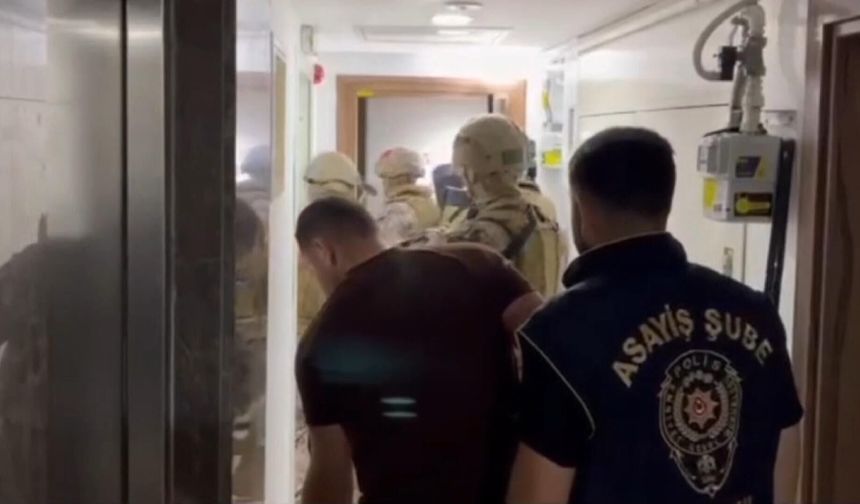 İstanbul Ve Ankara’da Silahlı Eylemlere Karışan 8 Şüpheli Yakalandı