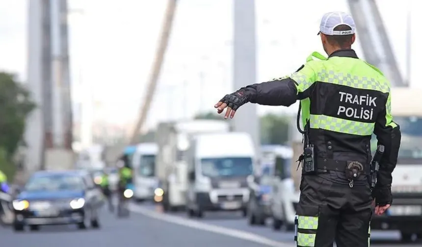 İstanbul’da triatlon şampiyonası nedeniyle çok sayıda yol kapatıldı