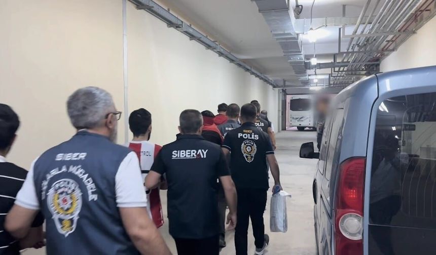 Kırşehir Merkezli 4 İlde Yasa Dışı Bahis Operasyonu: 13 Kişi Tutuklandı