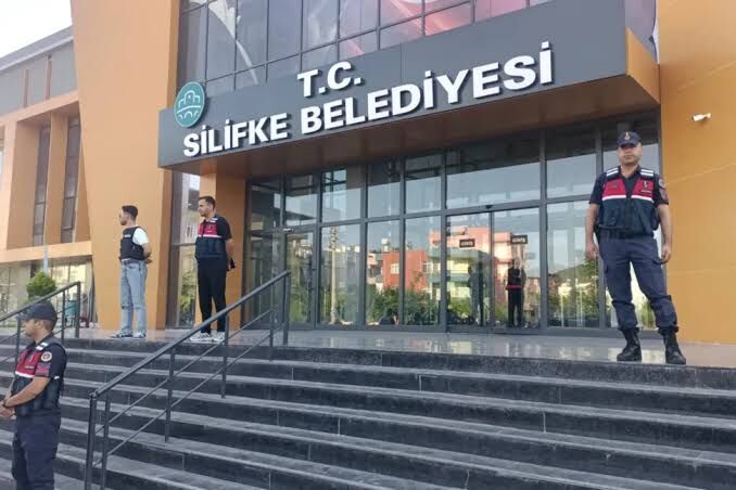 Silifke Belediyesi’nde İkinci Dalga Operasyonu: 7 Gözaltı